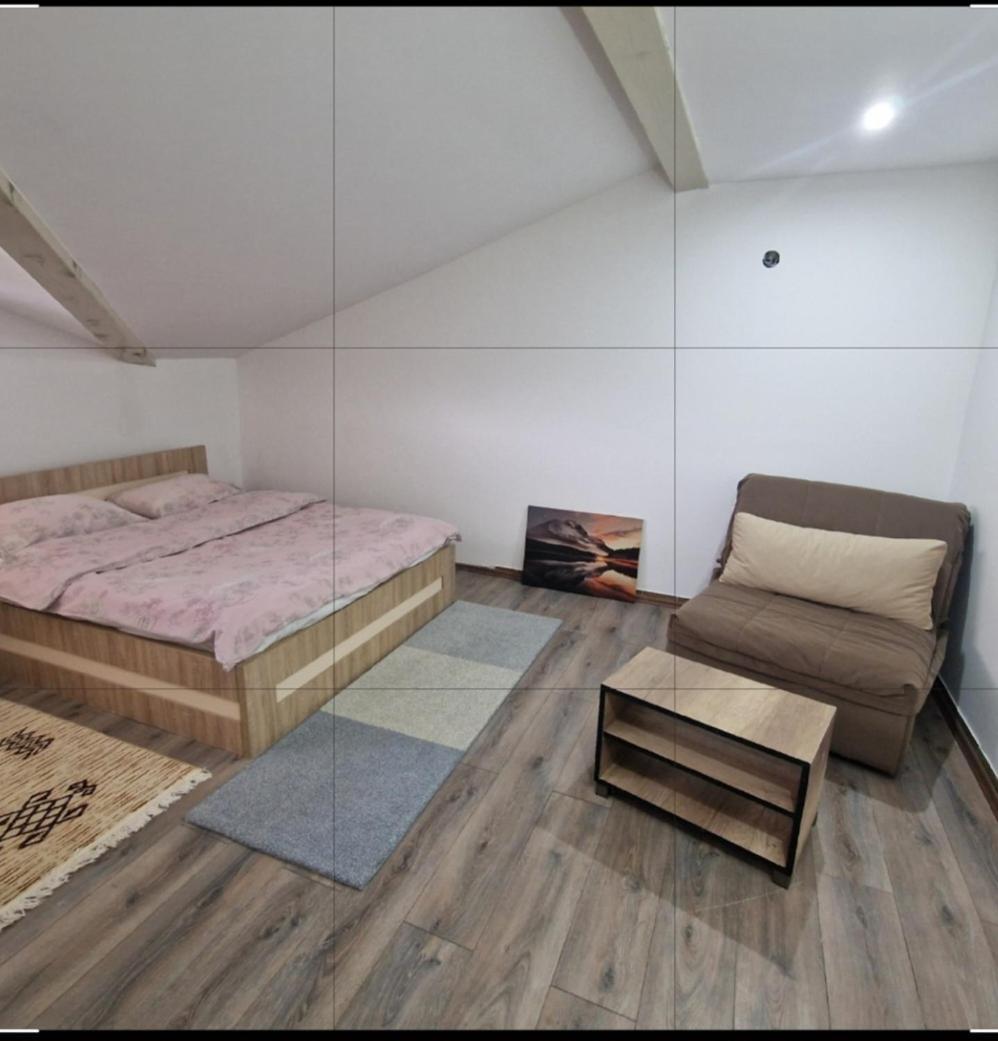 Paraćin Square Apartment מראה חיצוני תמונה